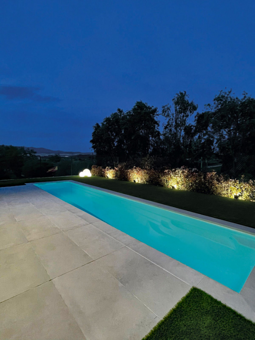 MON de PRA Lane 10 | 970x210x150cm GFK Pool Set